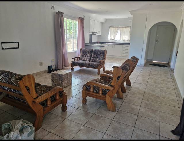 3 BEDROOM HOUSE FOR SALE IN BRINDHAVEN